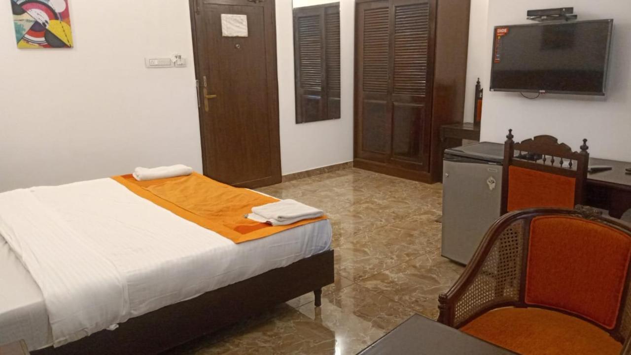 Ats Willingdon Hotel Kochi Esterno foto
