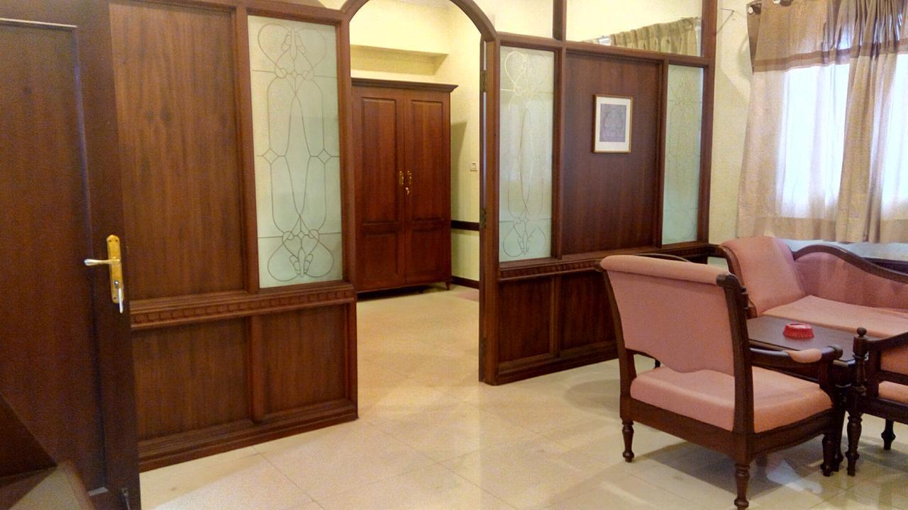 Ats Willingdon Hotel Kochi Esterno foto