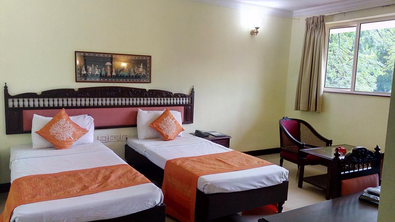 Ats Willingdon Hotel Kochi Esterno foto