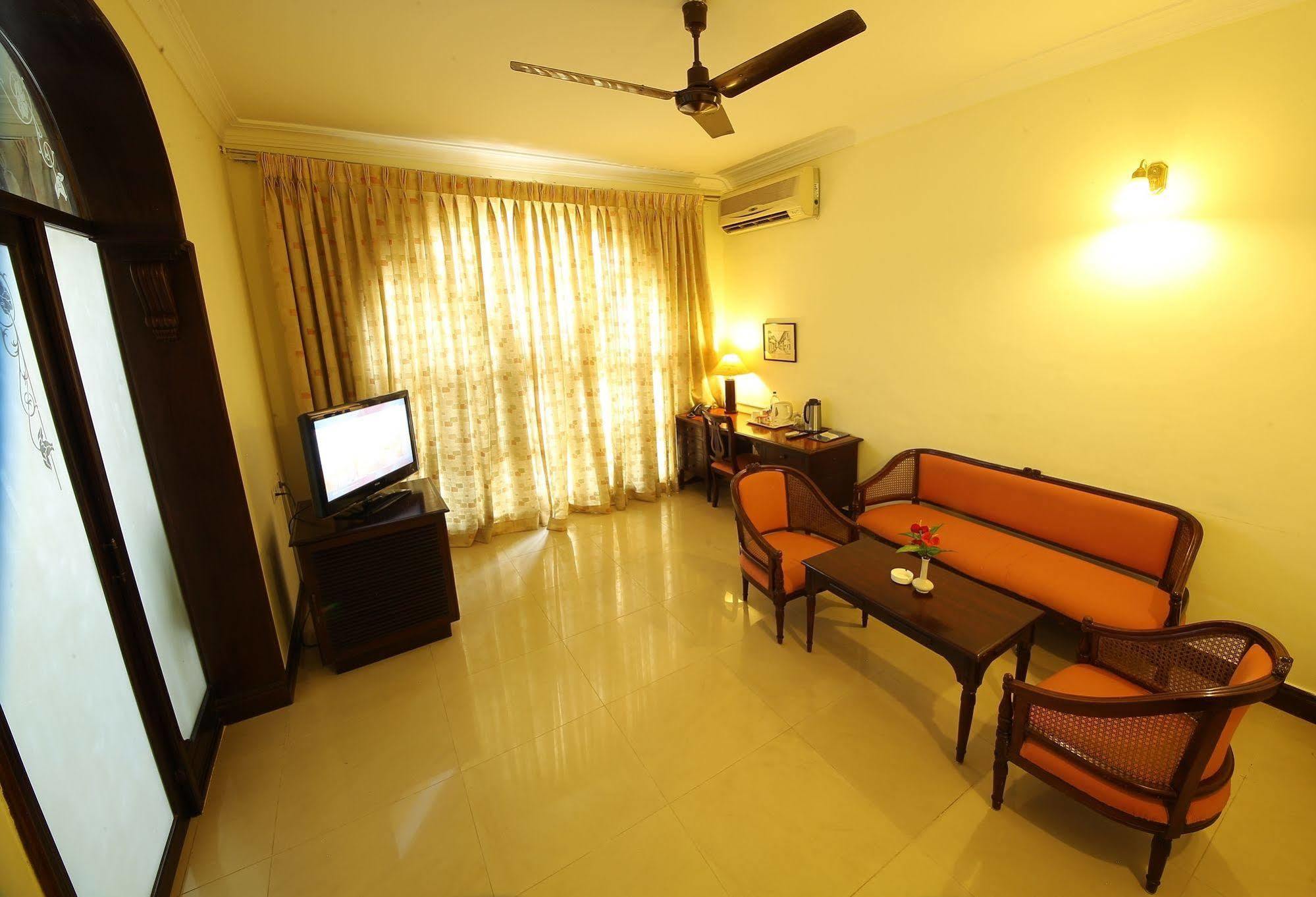 Ats Willingdon Hotel Kochi Esterno foto