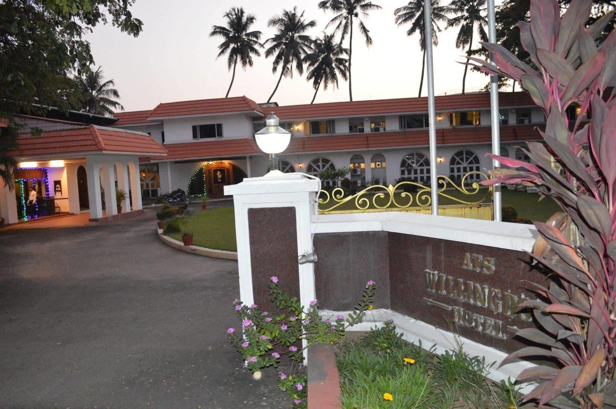 Ats Willingdon Hotel Kochi Esterno foto