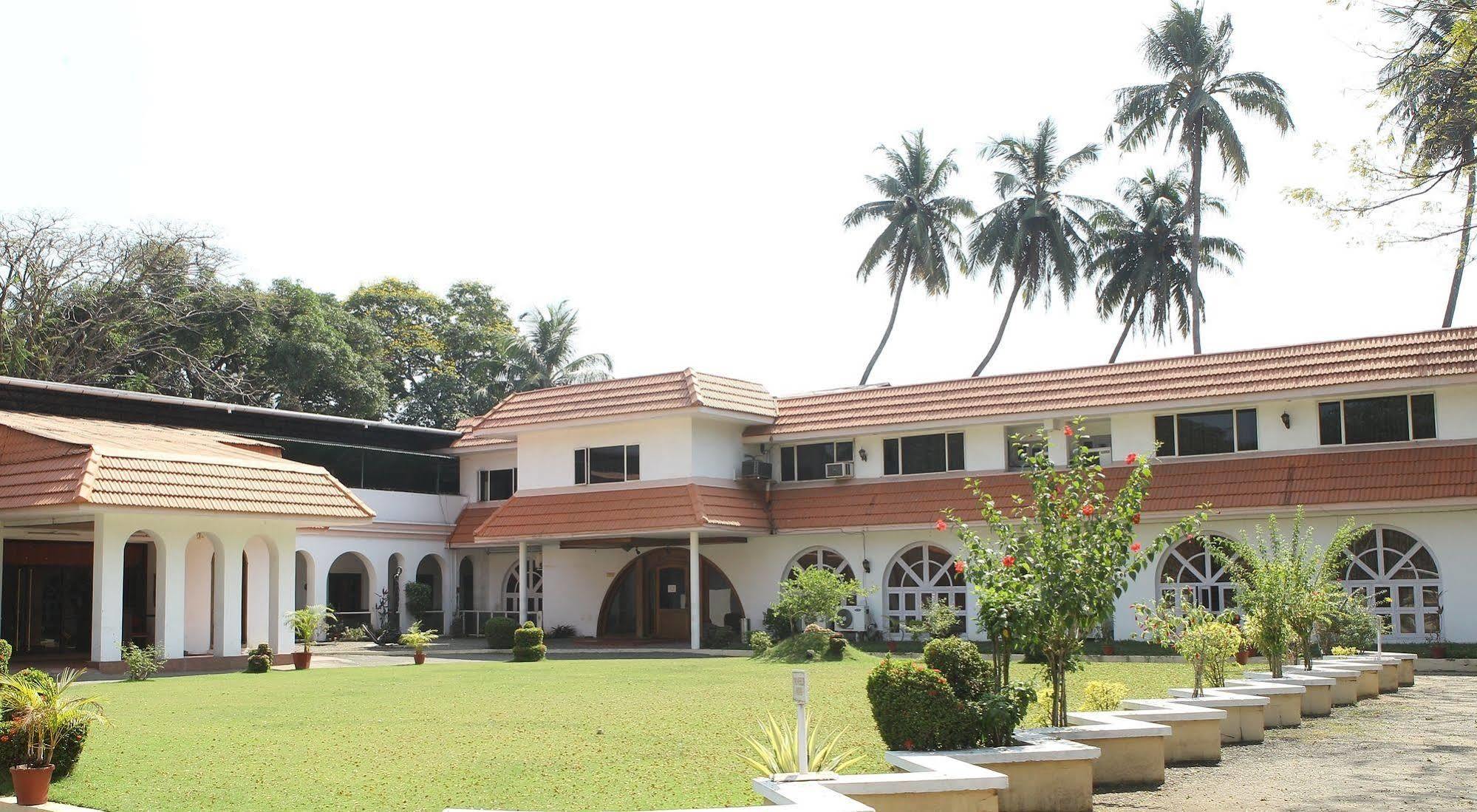 Ats Willingdon Hotel Kochi Esterno foto
